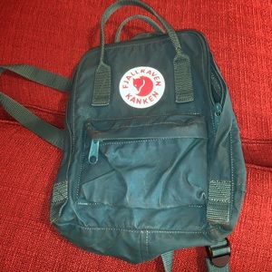 Fjallraven Mini Kanken in Glacier Green